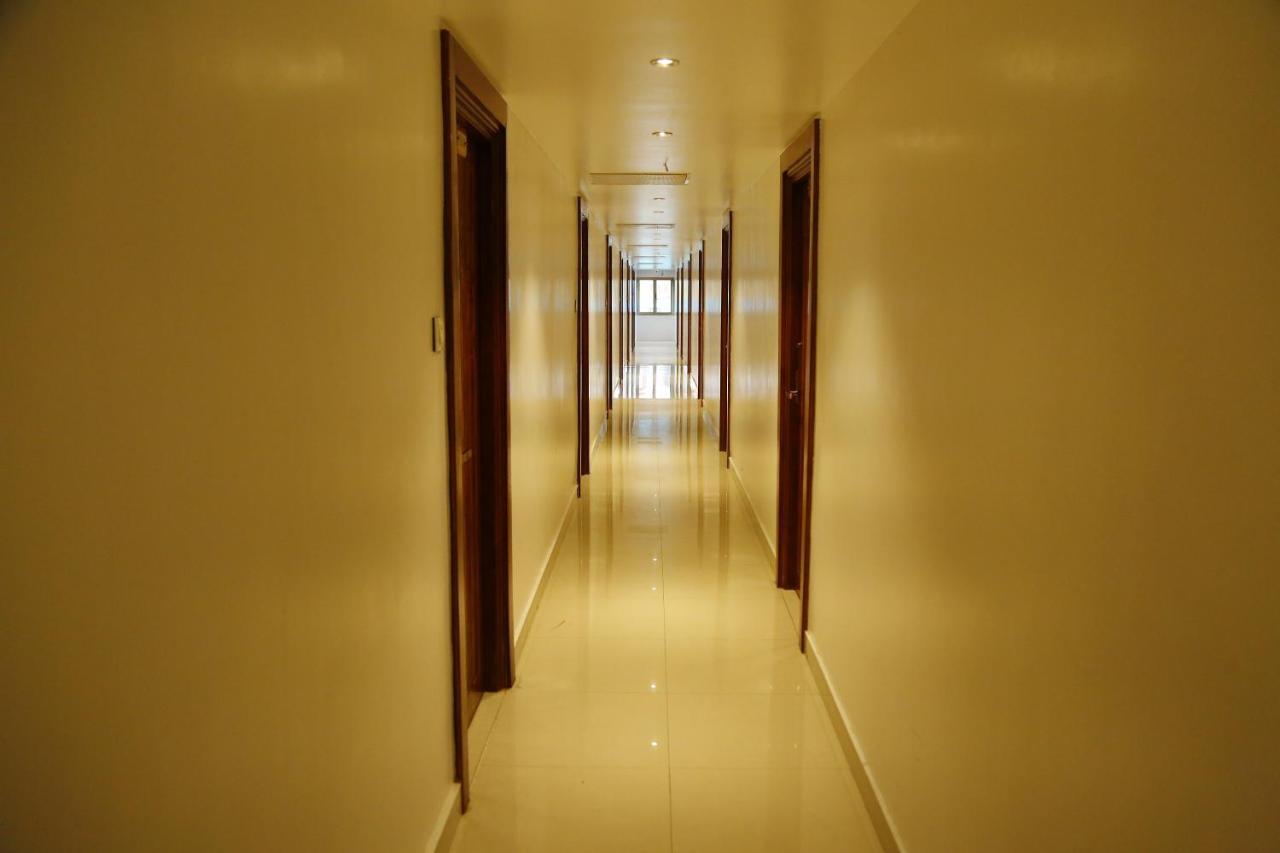 מלון קנצ'יפוראם Nitheesh Residency מראה חיצוני תמונה